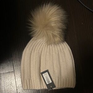 Aritzia Babaton Cashmere Beanie with Pom Pom